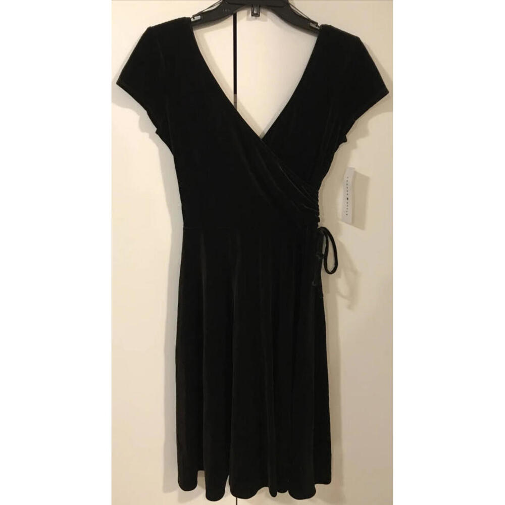 London Style Womens Brown Velvet Dress Size 4 NWT! M10